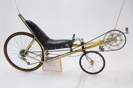 man recumbent bike