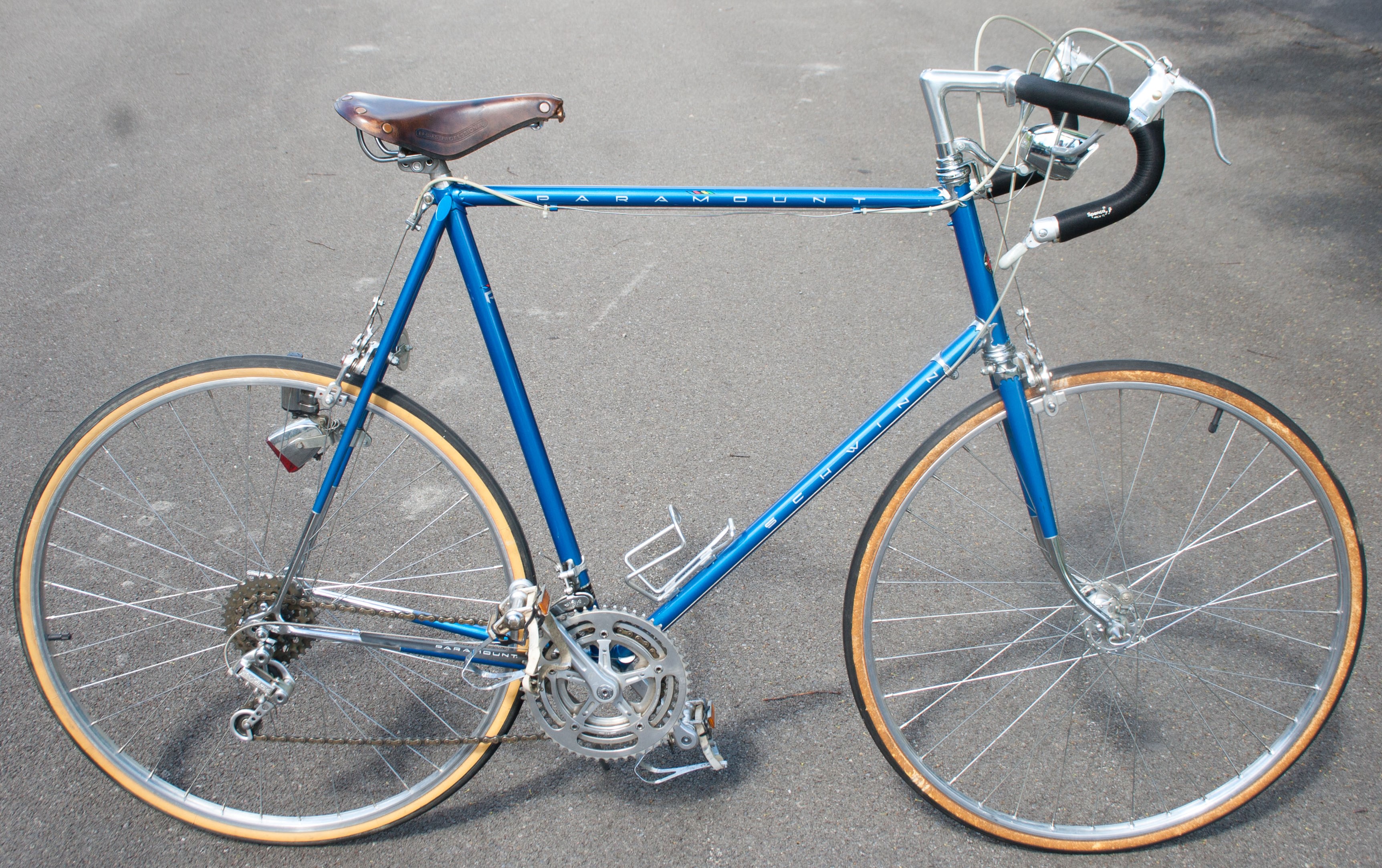 paramount road bike